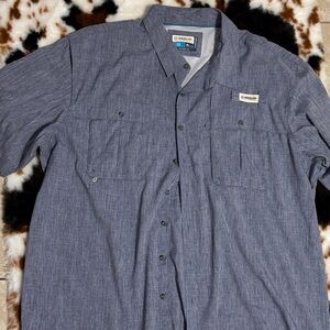 Magellan Outdoors Men's Gray Button Down Shirt